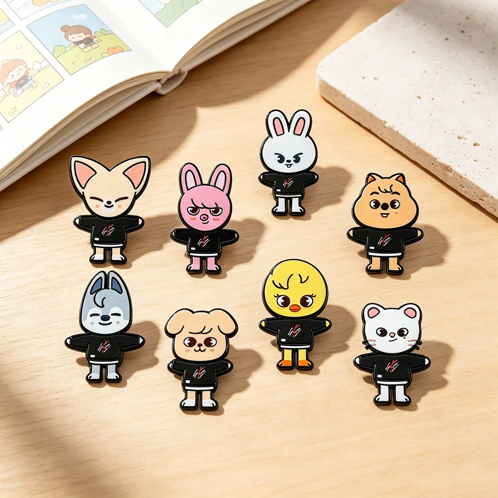 8個入り K-POP風の漫画キャラクターのブローチ、動物モチ - Enamel Pin Set のレビューと価格