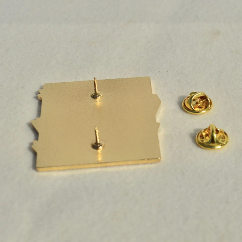 鬼滅の刃 阿空学園 エナメルピン メタルブローチ アニメ バ - Enamel Pin Set のレビューと価格