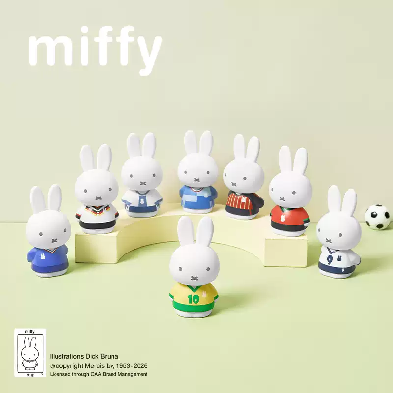 ミッフィー公式スポーツコレクション フットボールグッズ ブラ - Anime Merchandise Box Set のレビューと価格
