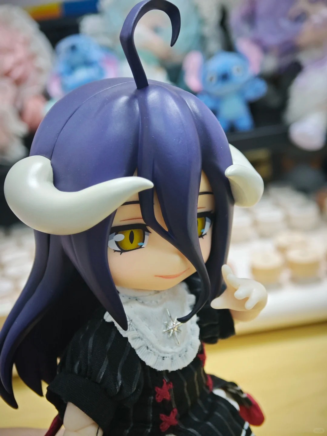 # 2604 # 2605 ブラックヒーロー アルベド イェ - Overlord Anime Merchandise のレビューと価格